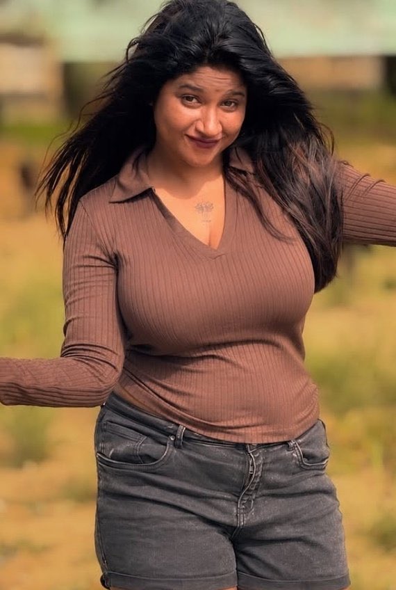 itsactresstimes's tweet photo. The actress who once complained about the sexual comments , now just posts to get it.

That's how it ends . https://t.co/kgEs4dxDhr