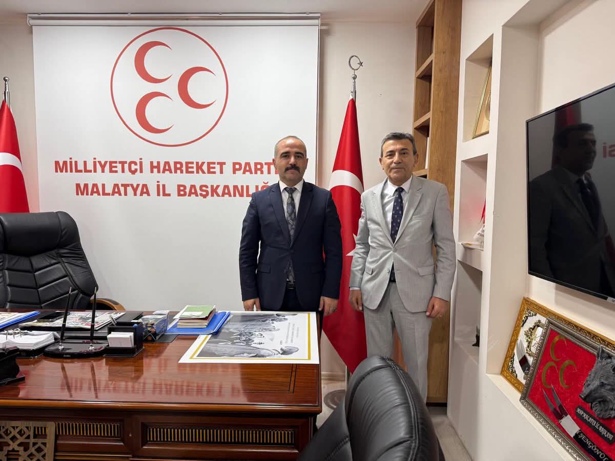 mhpmalatyail's tweet photo. İl Sağlık Müdürümüz Uzm. Dr. Cezmi Karaca hocamıza ve Kamu Hastaneleri Hizmetleri Başkanı Uzm. Dr. Halime Akyüz’e nazik ziyaretlerinden dolayı teşekkür ediyoruz.
@turgaysengonul https://t.co/DYUVVzNL8X