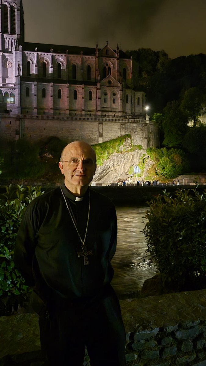 ObispoMunilla's tweet photo. Encomiendo en #Lourdes a todos cuantos nos "conocemos" por redes...

Nuestra Señora de Lourdes, Inmaculada Concepción, salud de los enfermos, ruega por nosotros!! https://t.co/4JS9rz1t90