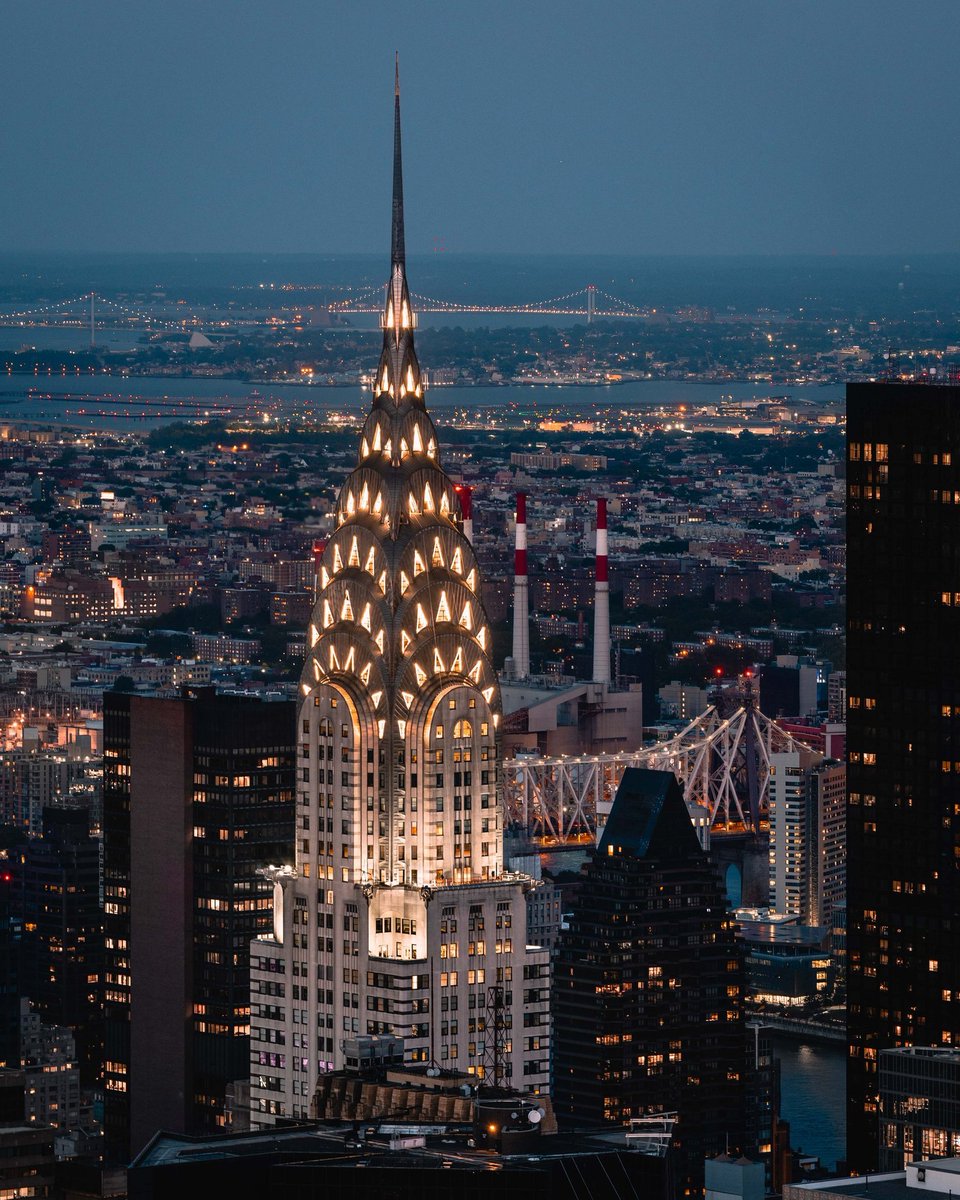 bymortalhand's tweet photo. Just 20 months,that's all it took to build the world's first supertall skyscraper.

Completed in 1930, the Chrysler Building continues to define the elegance of the Art Deco era. https://t.co/jlRj1hUfA6