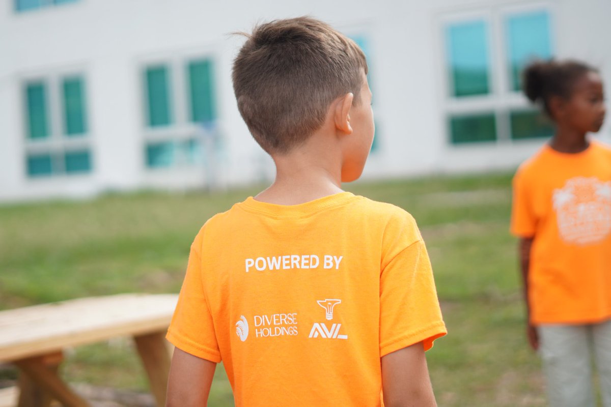 UVIRTP's tweet photo. STEM Enrichment campers explored the RTPark Solar Farm, discovering how solar energy powers a brighter, sustainable future for the Virgin Islands. Thanks to Anvil 1, LLC and Diverse Holdings for supporting hands-on STEM learning! #STEMEnrichment #SolarEnergy #USVIYouth https://t.co/3tp9HLMcWb