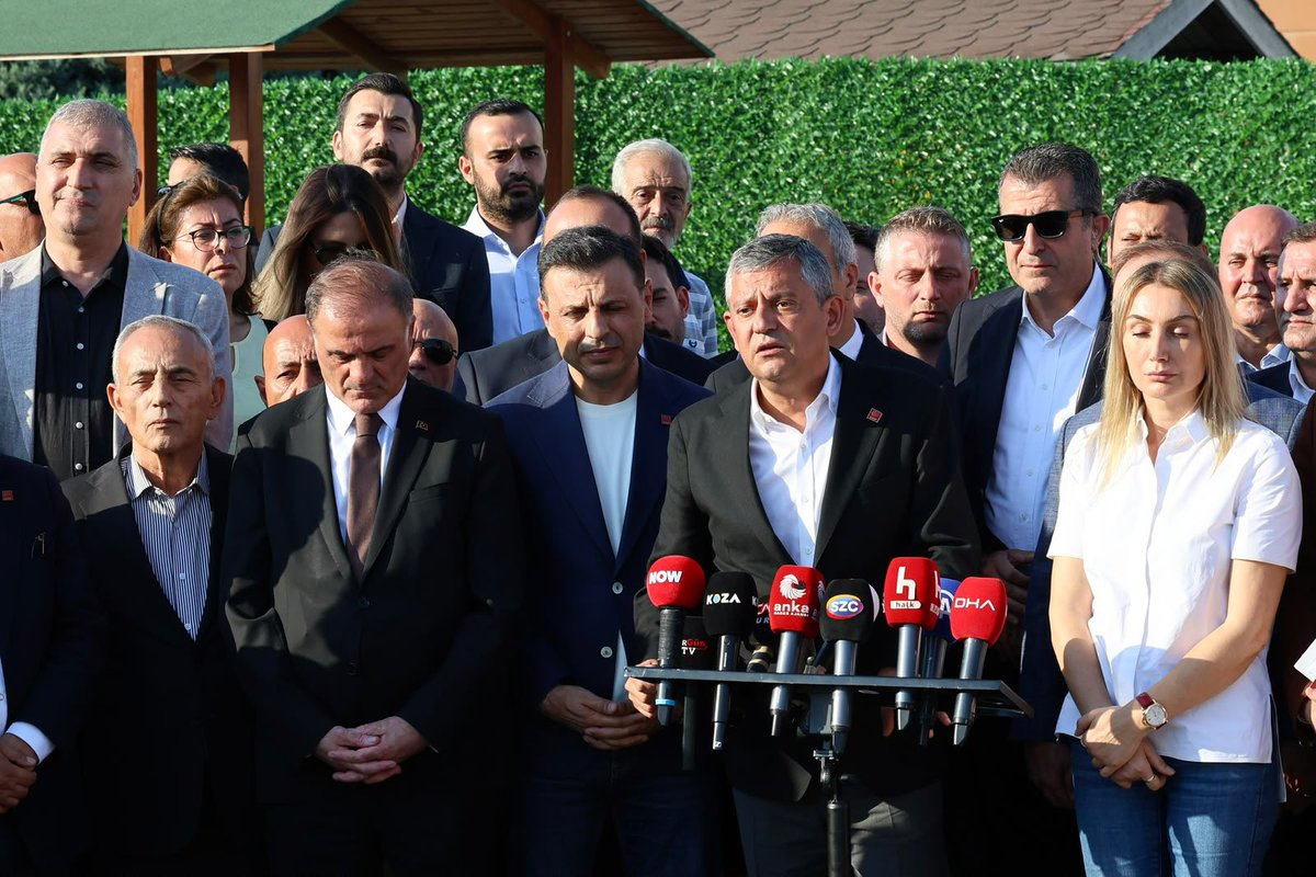 kemalcebichp's tweet photo. Hukukun üstünlüğü, adalet ve savunma hakkı; demokratik bir toplumun vazgeçilmez temel değerleridir.

Yargı süreçlerinin, evrensel hukuk ilkeleri doğrultusunda, şeffaf, adil ve hakkaniyetli şekilde yürütülmesi en büyük temennimdir.

Cumhurbaşkanı adayımız Ekrem İmamoğlu'nun yanındayım.
