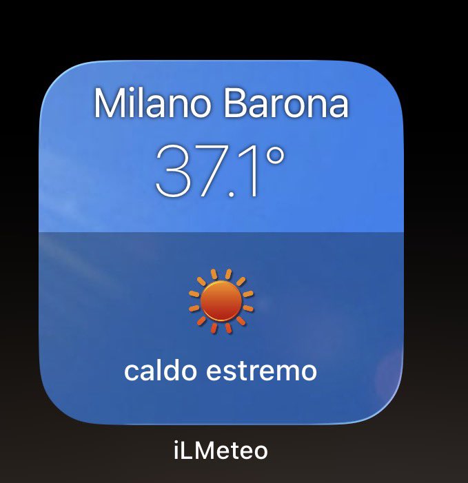 maxperri71's tweet photo. Dove abiti?
Al caldo. Al caldo estremo.
@marracash
#Barona #Baronia #BaronaFuoriDallEuro #Milano #Marracash https://t.co/fkydNZDcJn