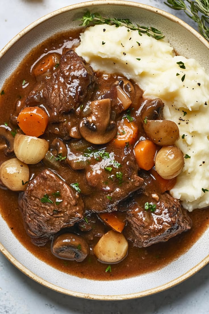 DailyCravings_'s tweet photo. Eat or skip 😋 https://t.co/cuInjbOlyW