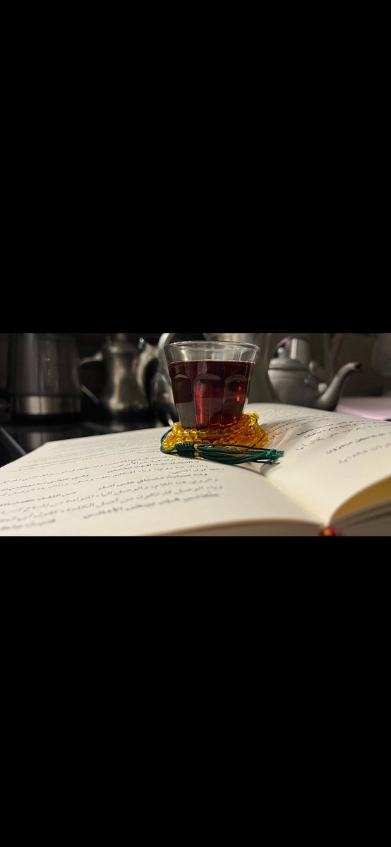 ku7_00's tweet photo. تساقط أيام . . والذكرى تحط وتشيل
عن كل ليلة جميلة .. مات معروفها
َ
من هو يرد الليال اللي ما عنها بديل
بـ ناسها و بـ مواقفها . . وبـ ظروفها https://t.co/ctTi29Eelu