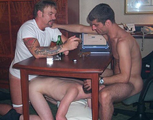 HairyTaint99x's tweet photo. Retweet if Dad &amp; Son porn gives you a leaky boner 😈🍆💦 https://t.co/vgmWfsW6T6