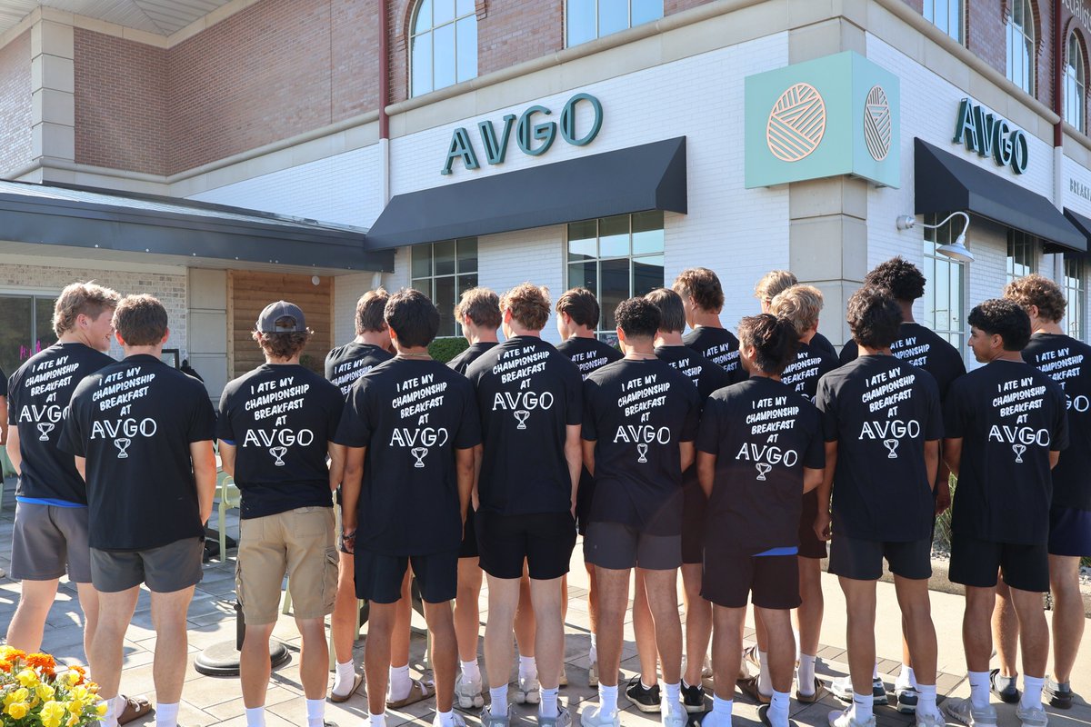 LCIndiansBball's tweet photo. Huge thanks to Avgo for having the State Champs in after weights today for breakfast.  
Great people, great food, and just a great place!!!  
Also...thanks for the shirts.  Guys enjoyed it and had a great time!!! https://t.co/RANrA5CE0a