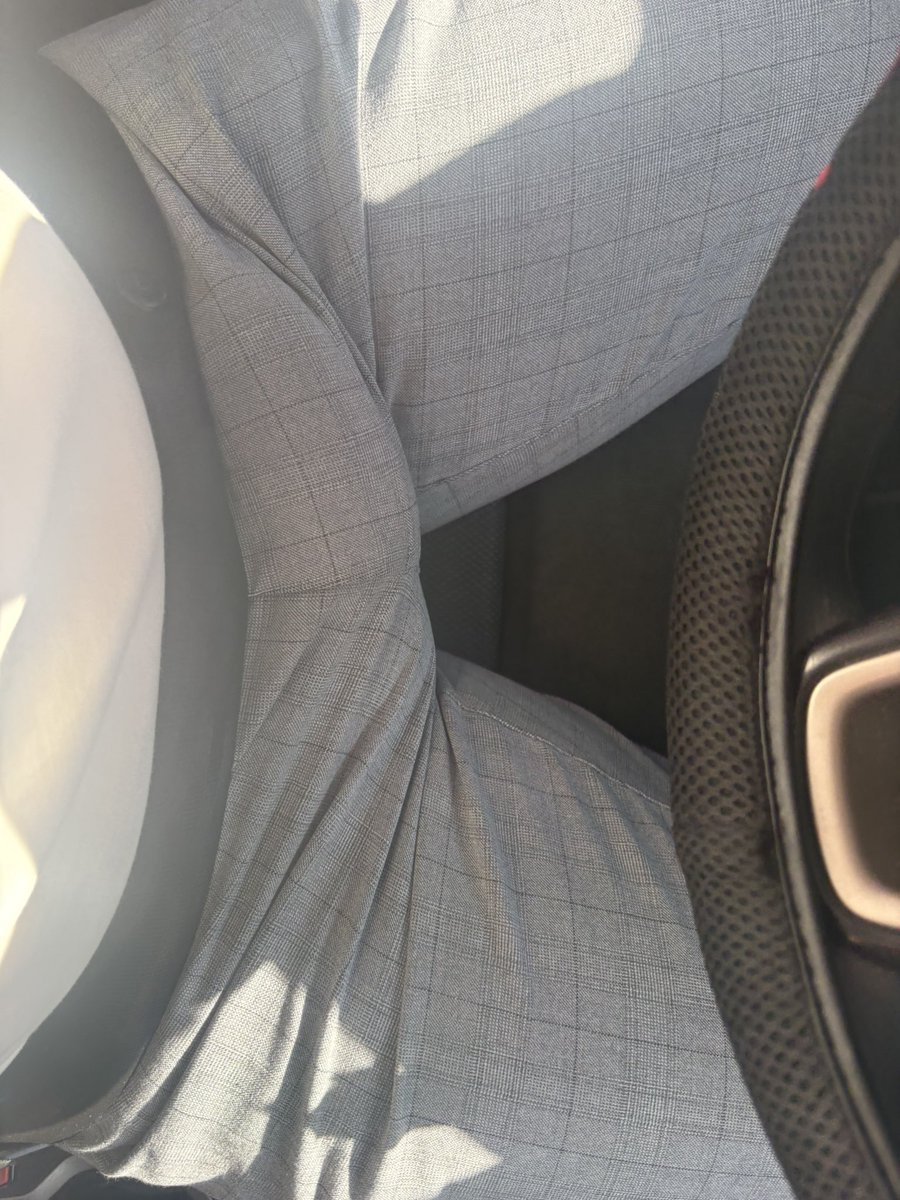 Curiosojb's tweet photo. Tesão no carro https://t.co/sr8B8b8Pr3