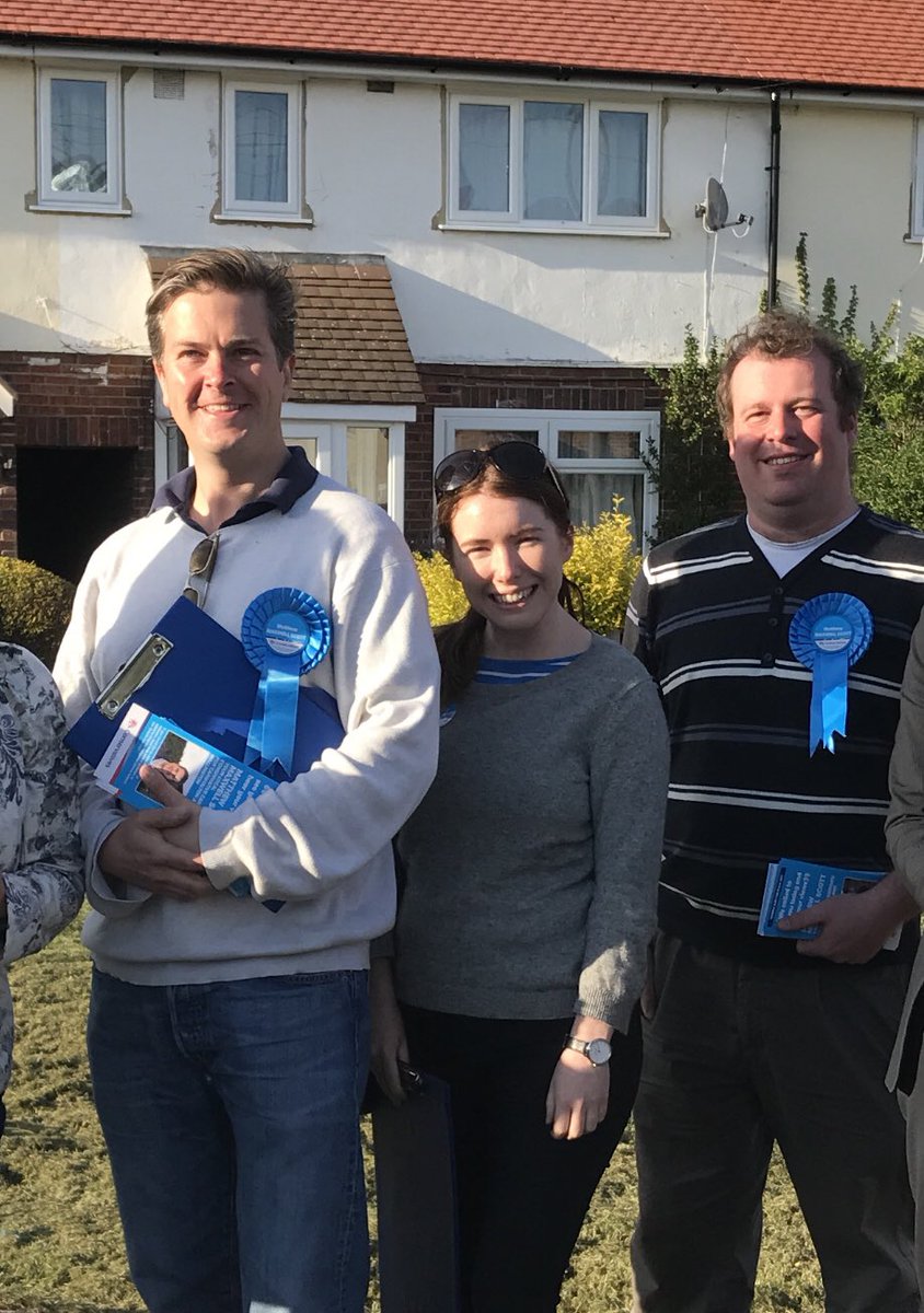 JamesMDH's tweet photo. Incredibly sad news to hear about Matthew. Brought the spirit of the room up, a fantastic campaigner and most importantly a lovely and solid bloke. It was a pleasure to campaign for and be around him. RIP and all thoughts and prayers to his family. https://t.co/ZwOCMBfJjg