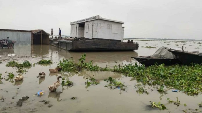 humanvb7p's tweet photo. Our team focuses on:

Emergency medical aid for the impoverished

Disaster relief &amp; shelter for river erosion victims

Education &amp; essential supplies for underprivileged children

Regular support for orphans &amp; widows

Your contribution can save lives and restore hope in Gaibandha https://t.co/NMuCDjWlAo