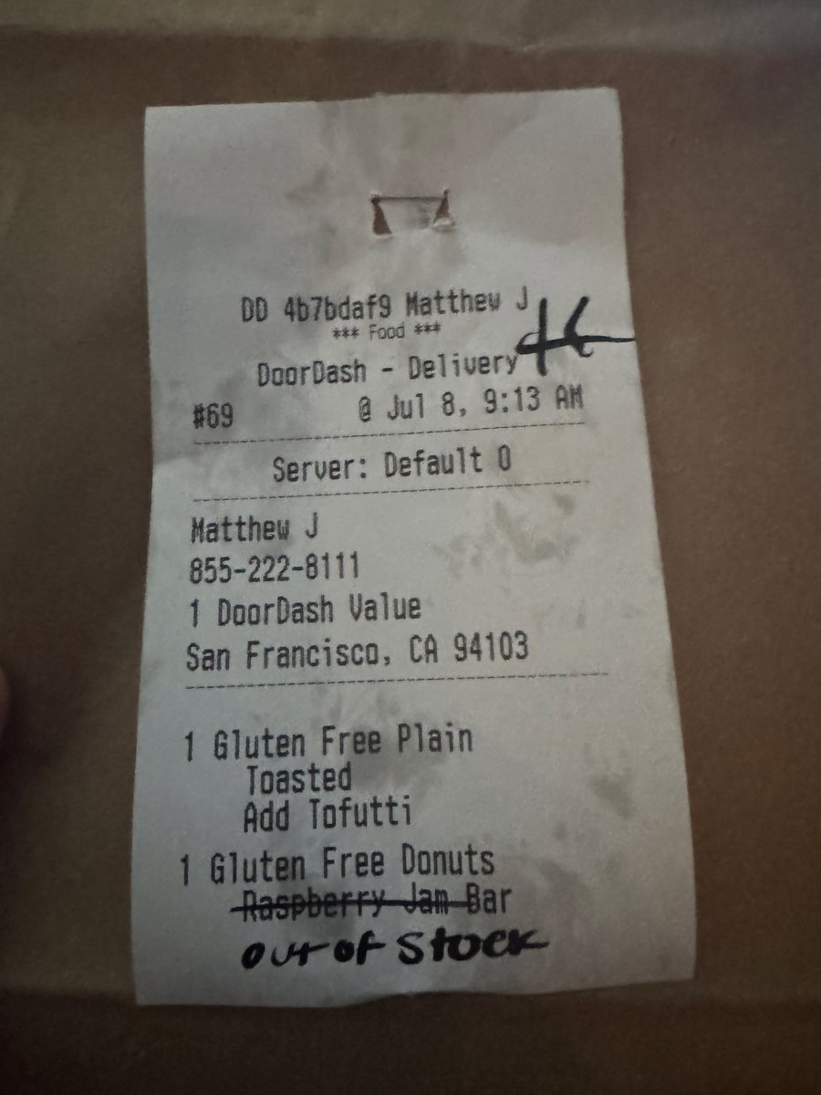 notanothermatt's tweet photo. @DoorDash_Help unfortunately, your corrupt company said no compensation allowed due to past compensation history. So just to get this correct - a customer orders items with your service, they don’t receive them, and you can just take our money? That’s stealing https://t.co/NoA5Sz0ll0