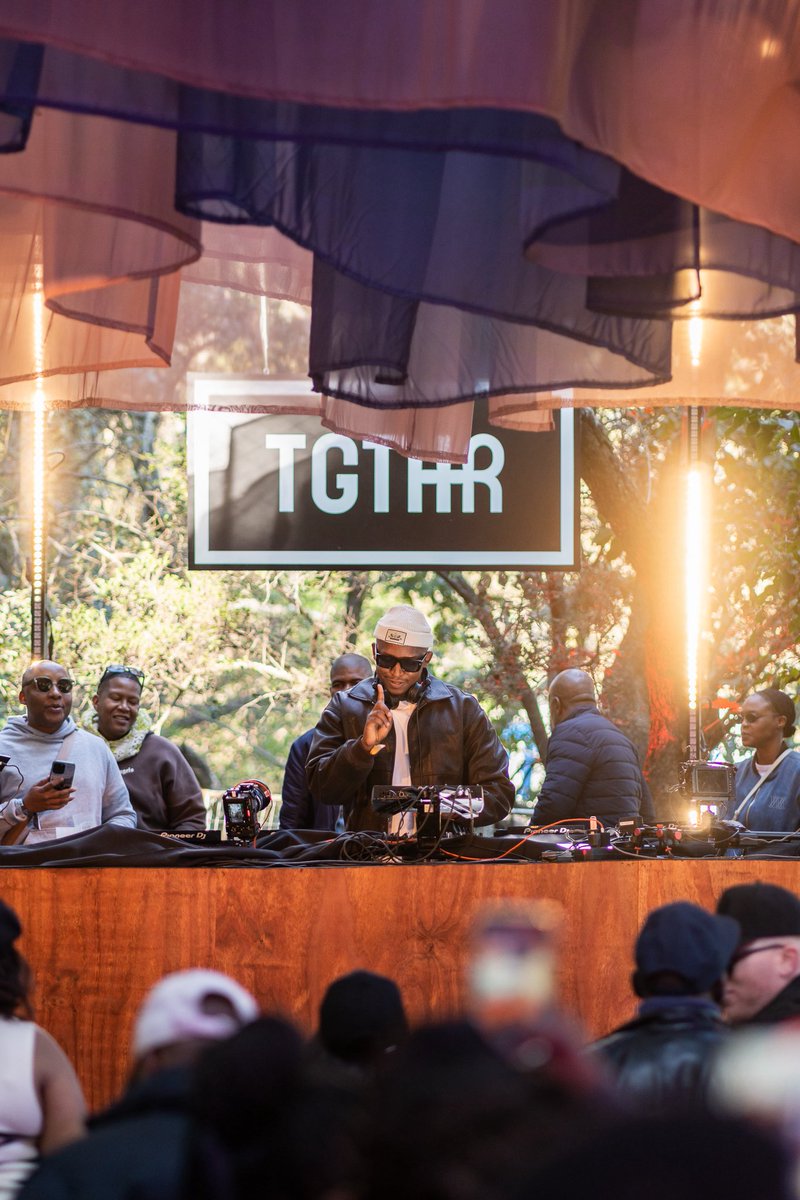 SirLSG_SA's tweet photo. Dope vibes on the TGTHR stage at #Kunye Pretoria last week. Danko for the invite @Shimza01 @KunyeRecords, and Big Love to everyone who dance to our sets ❤️🙏🏿 https://t.co/nrhDRRAfQT