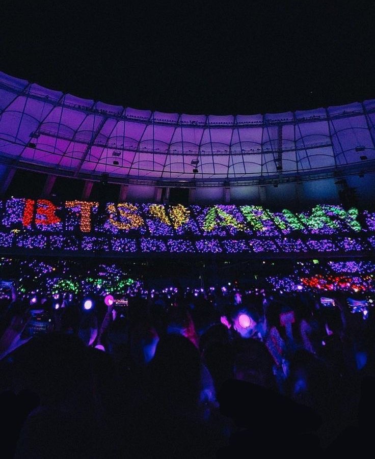 RMPICS_twt's tweet photo. HAPPY BIRTHDAY ARMY !! 💜 

#HappyBirthdayARMY
#Happy13thAnniversaryARMY
#13thARMYDAY @BTS_twt 
#BTSARMY13thBirthday https://t.co/itT6PN0d6H