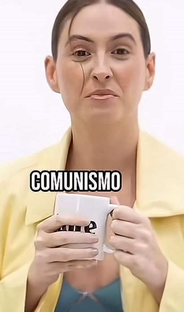roblesmapi_'s tweet photo. Lo feliz que sería Taliana Vargas si hoy se duermiera y mañana amaneciera en Gilead. https://t.co/CBEsE7Zckr
