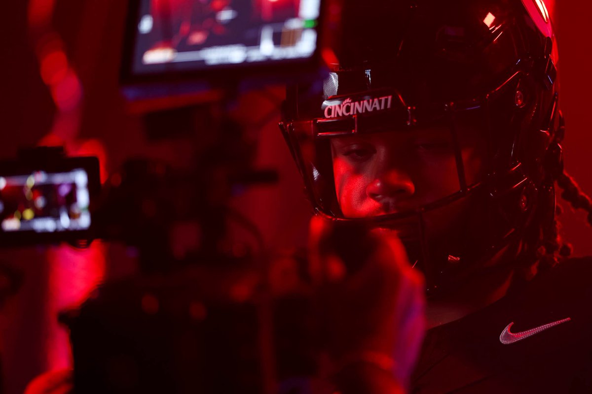 Cincinnati Football tweet media