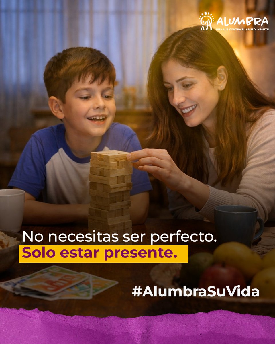 Alumbramx's tweet photo. Detrás de estas frases hay una necesidad: conexión real.

Haz un cambio pequeño hoy.
Dale like si estás de acuerdo.

#AlumbraSuVida #Mundial #hagamosequipoencasa

Estas frases fueron tomadas del podcast "Más allá del rosa." Episodio 160. Niños conectados y papás desconectados: los peligros de las pantallas con Restart.