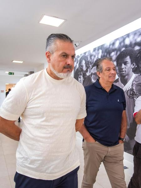 CentralFlaNacao's tweet photo. ⚠️ De acordo com Bruno Andrade da @ESPNBrasil, o Flamengo DESCARTOU qualquer contratação de mais de 20 milhões de euros nessa janela de transferências.

📸 Reprodução https://t.co/6ElSJBqdt7