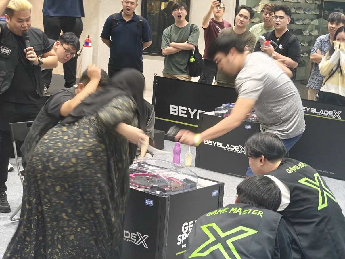 DeltyThe73rd's tweet photo. Beyblade might be THAT serious https://t.co/kxr0nQMXlM