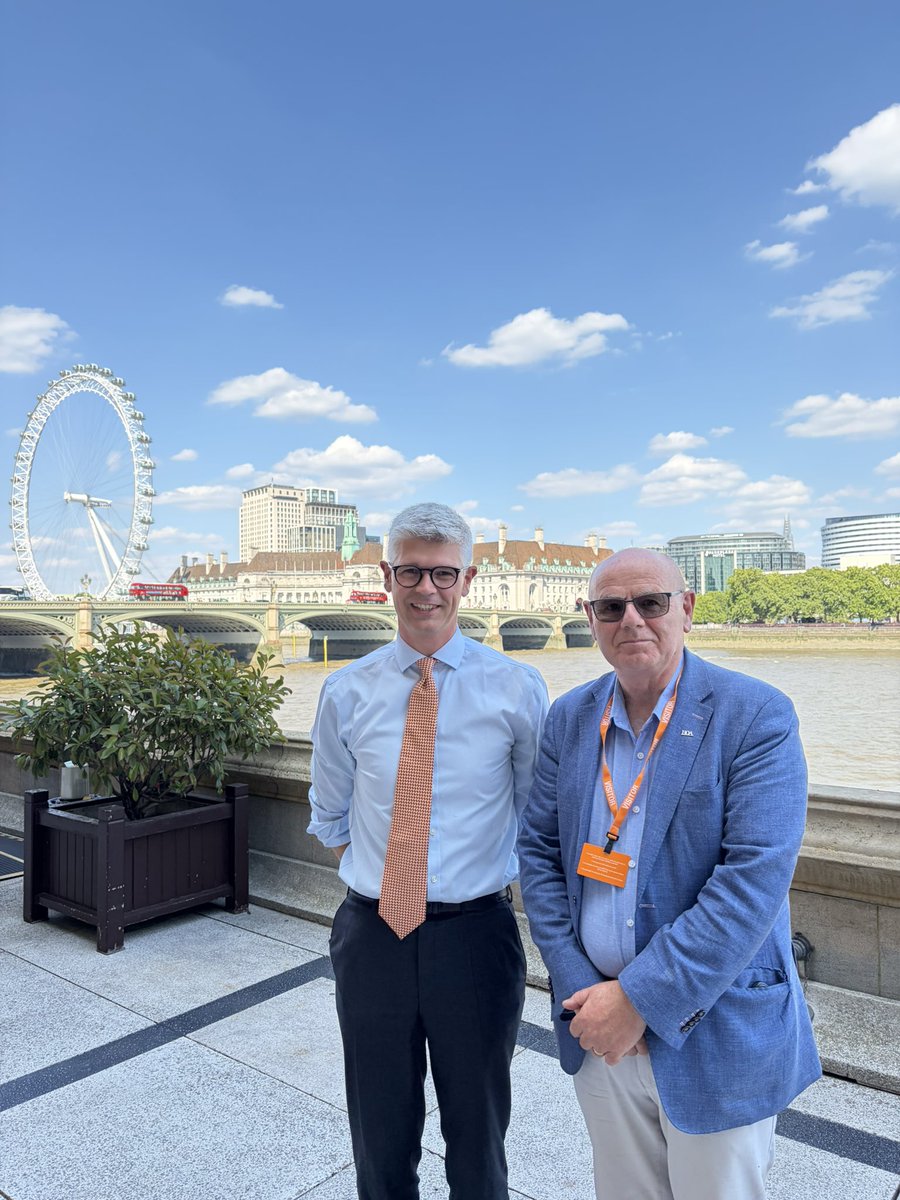 EddieCrouch's tweet photo. Pleasure to meet Dr @AlPinkerton MP to discuss the need for urgency &amp; ambition in tackling the NHS dentistry crisis.
Your 11-year-old constituent who struggled to access help with severe dental pain is one of millions paying the price for the Government’s failure to act. @TheBDA https://t.co/2rOXfZHON2