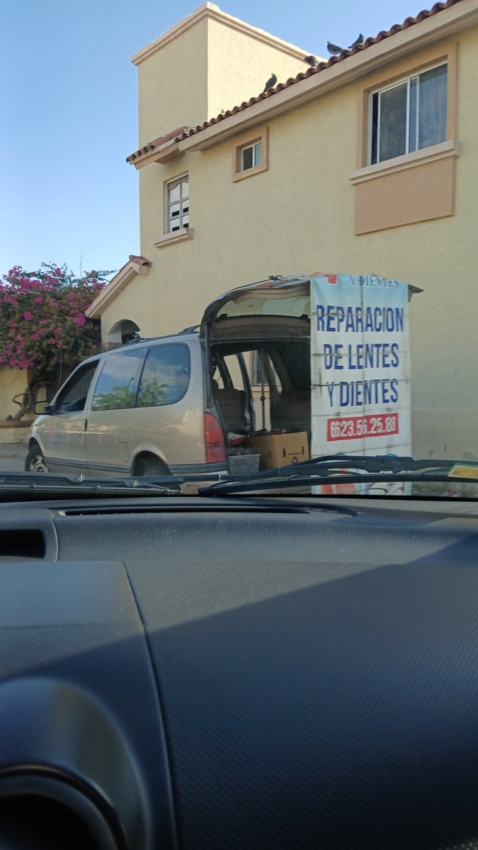 EdCarLop's tweet photo. Versatilidad, aplica a la perfección.

* En alguna colonia al norponiente de Hermosillo. https://t.co/1ZQfz4iK9e