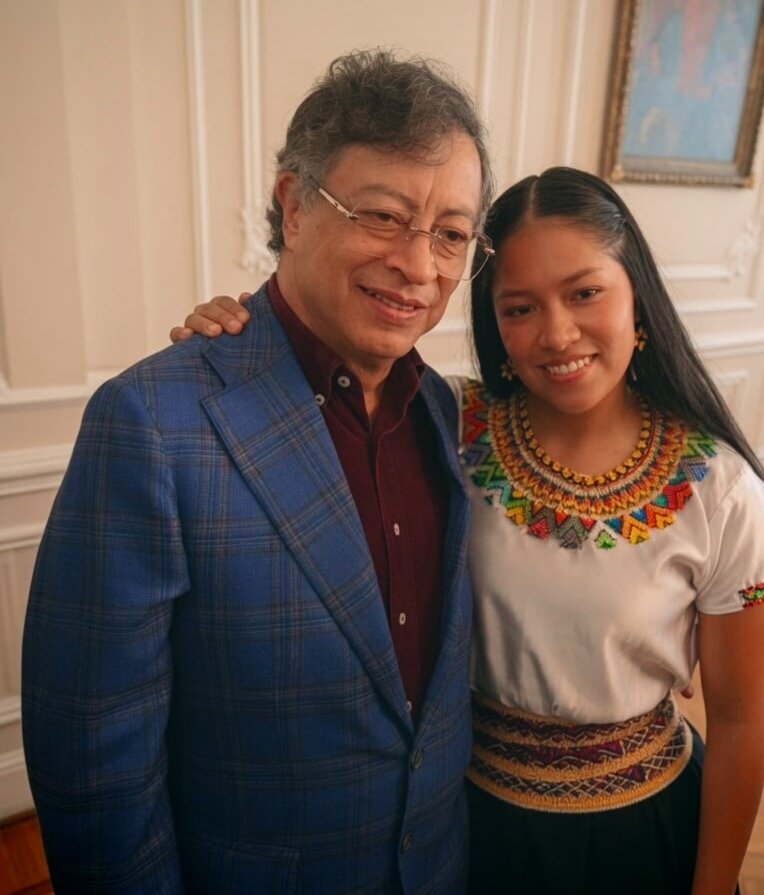 sandra_chindoy's tweet photo. ❤️@petrogustavo sin duda es el mejor presidente de Colombia, él despertó la dignidad y la rebeldía del pueblo. Gracias Petrico por inspirarnos a luchar y a creer que una Colombia justa es posible. Nos vemos el 20 de julio en las calles, vamos a defender las reformas sociales. https://t.co/xF1hQ6Ag0K