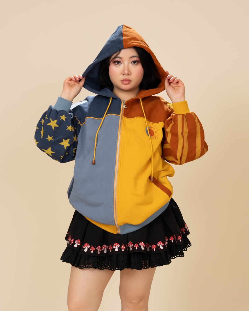 mochipanco's tweet photo. Dawn &amp; Dusk 😌
This is a collab with a small independent designer, Thaisibean, who won my Design With Me contest from ages ago ✨️ https://t.co/bExD9MmZ2n