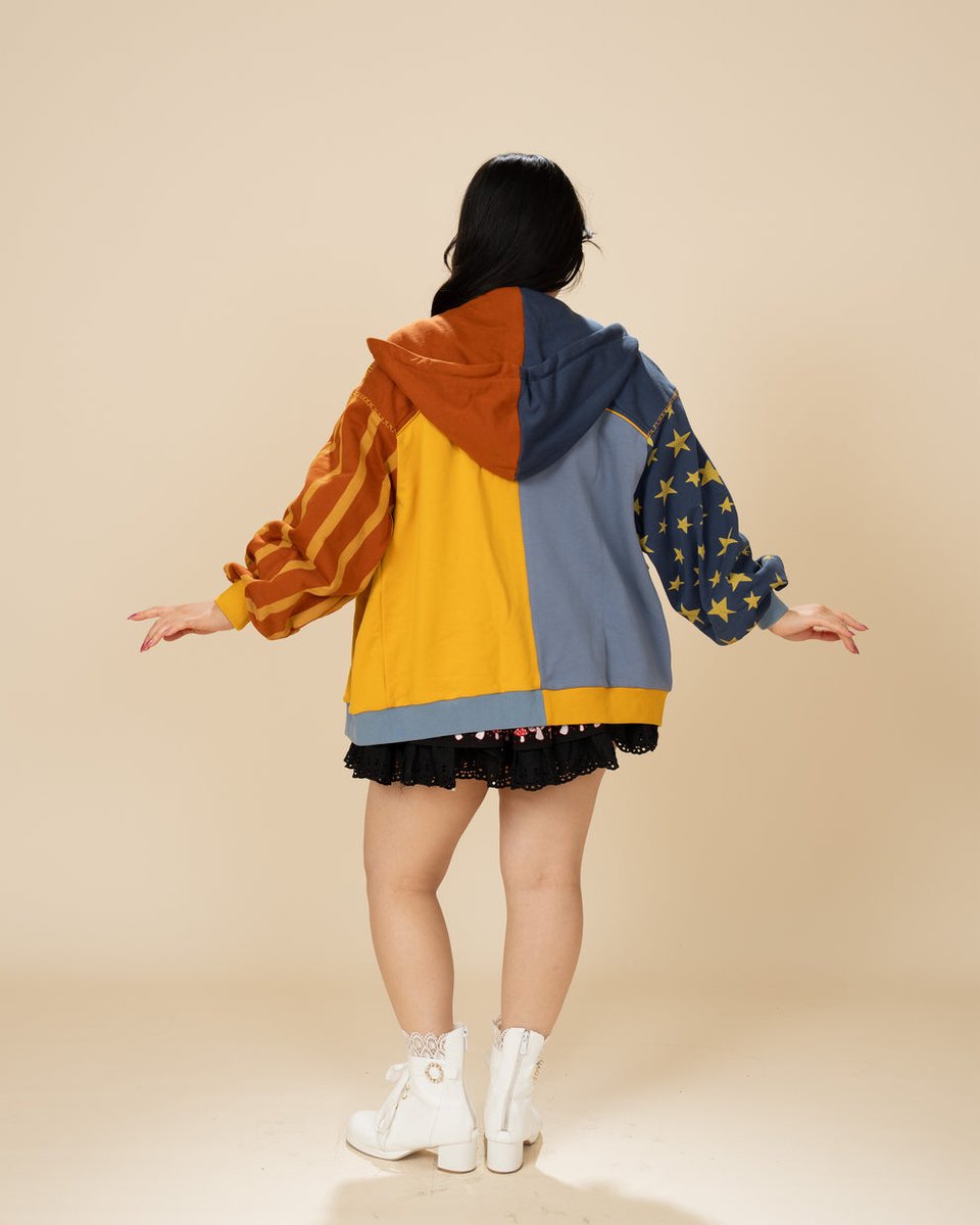 mochipanco's tweet photo. Dawn &amp; Dusk 😌
This is a collab with a small independent designer, Thaisibean, who won my Design With Me contest from ages ago ✨️ https://t.co/bExD9MmZ2n