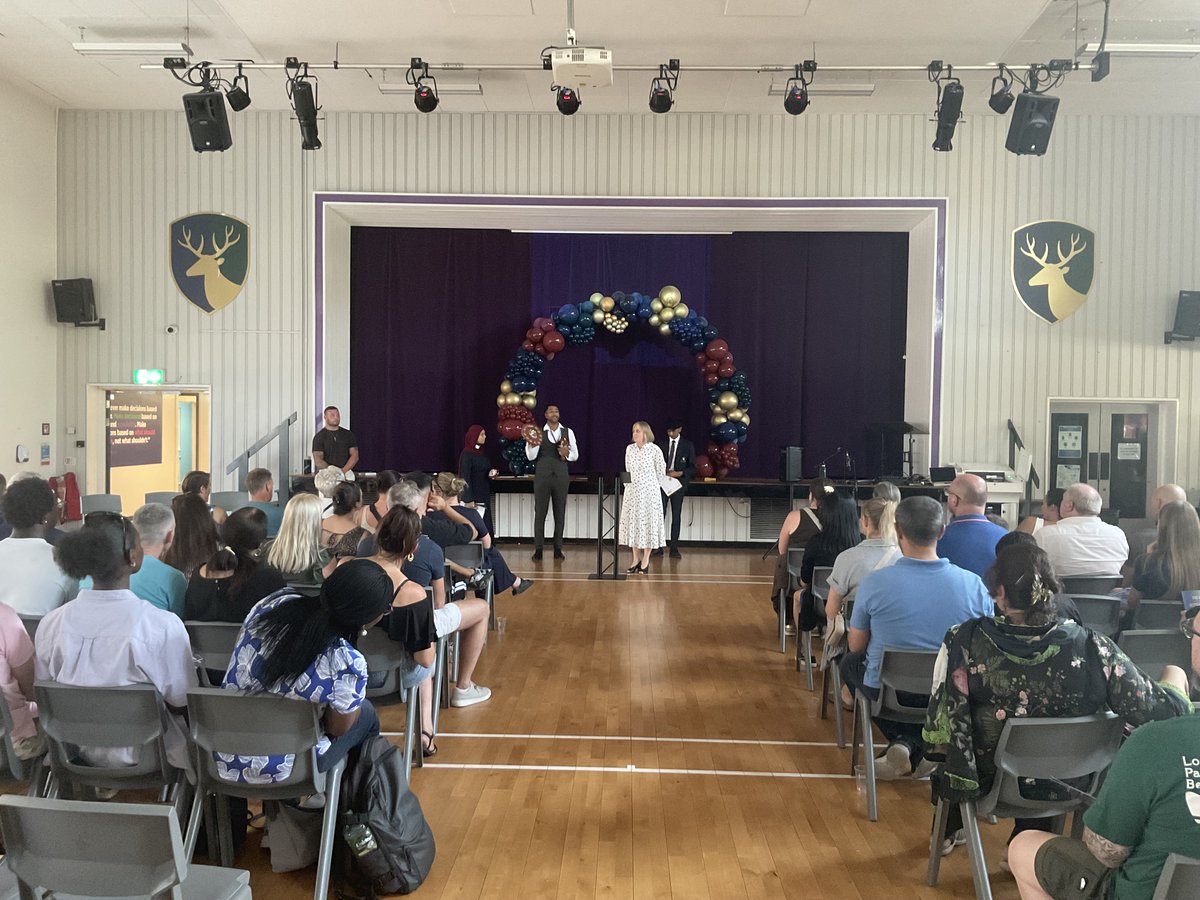 TRSSchool's tweet photo. Our final awards are truly special - the Jamie Hunter award and the Hugh Young award. Presented to students who embody our school virtues and demonstrate dedication and devotion to every aspect of our school #dreambig #workwell #beextraordinary https://t.co/sTCGduBSHd
