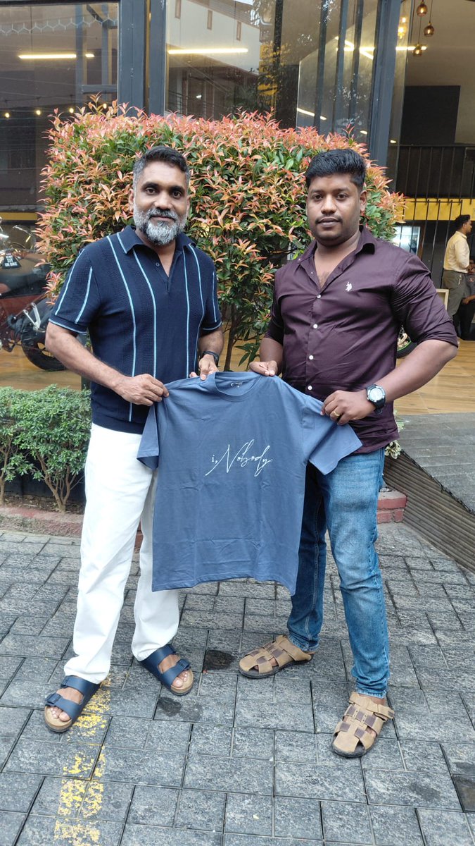 HaripadSangeeth's tweet photo. #iNobody PRITHVIRAJ FANS T SHIRT! ❤️ In theatres acrosa the world from tomorrow! ❤️
@PrithviOfficial https://t.co/burvWAFK1l