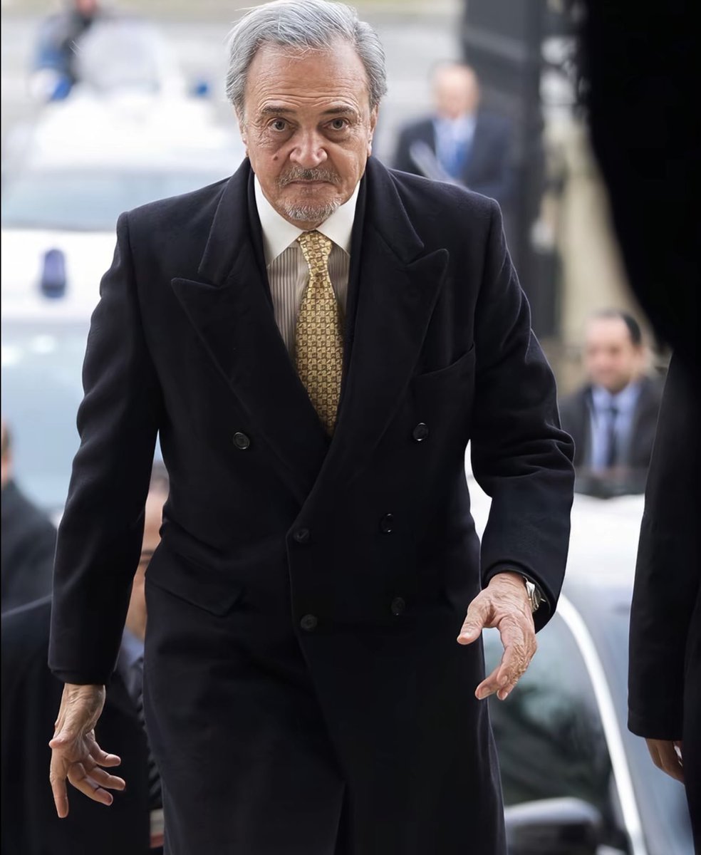 vision_mbs1's tweet photo. Prince Saud Al Faisal🇸🇦
قامة في الحنكة والدهاء السياسي، رحمه الله https://t.co/Dk81Hsj7E7