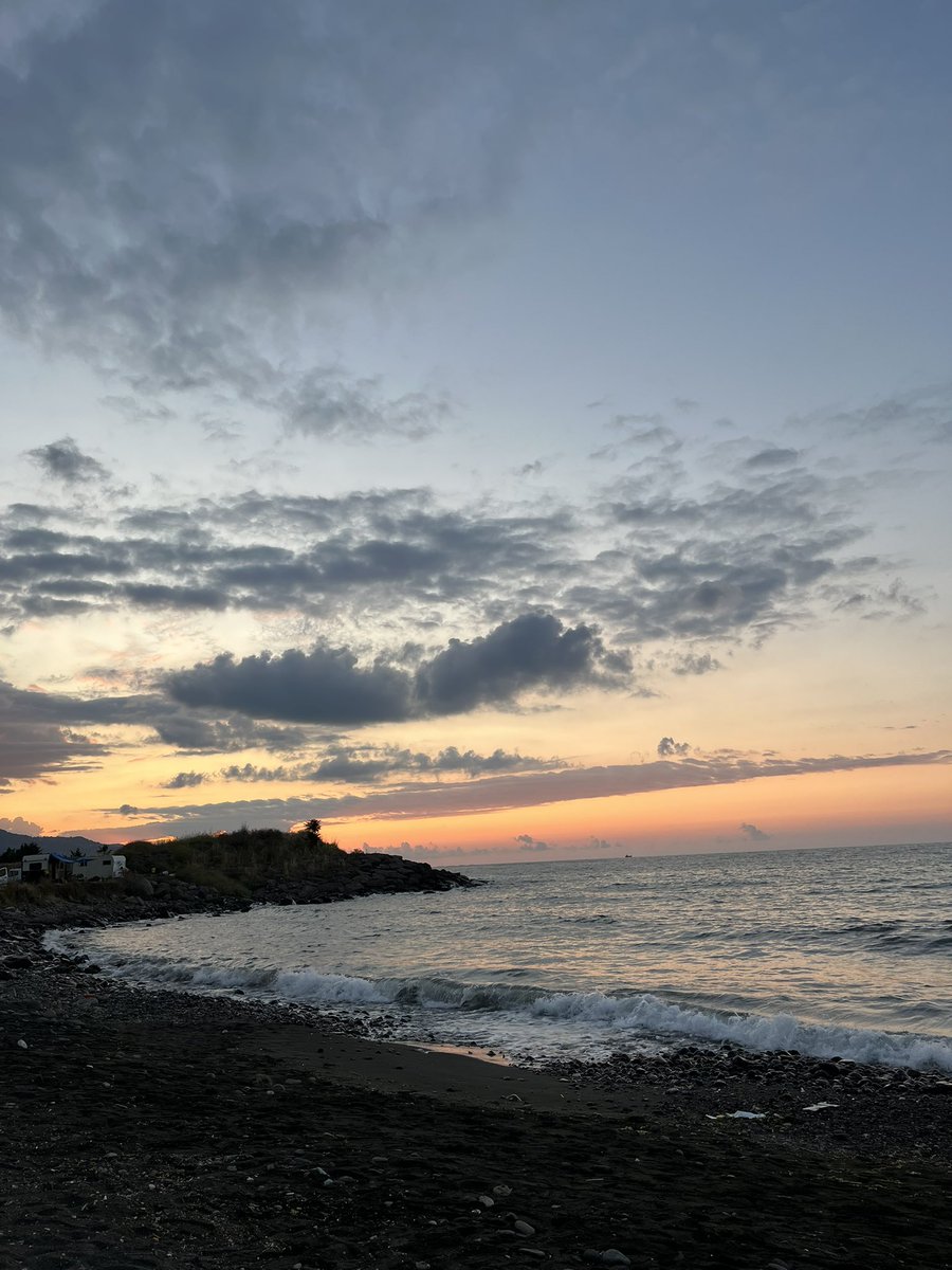 mnihui7's tweet photo. 🦈🩵 https://t.co/RAEpOf3IuQ