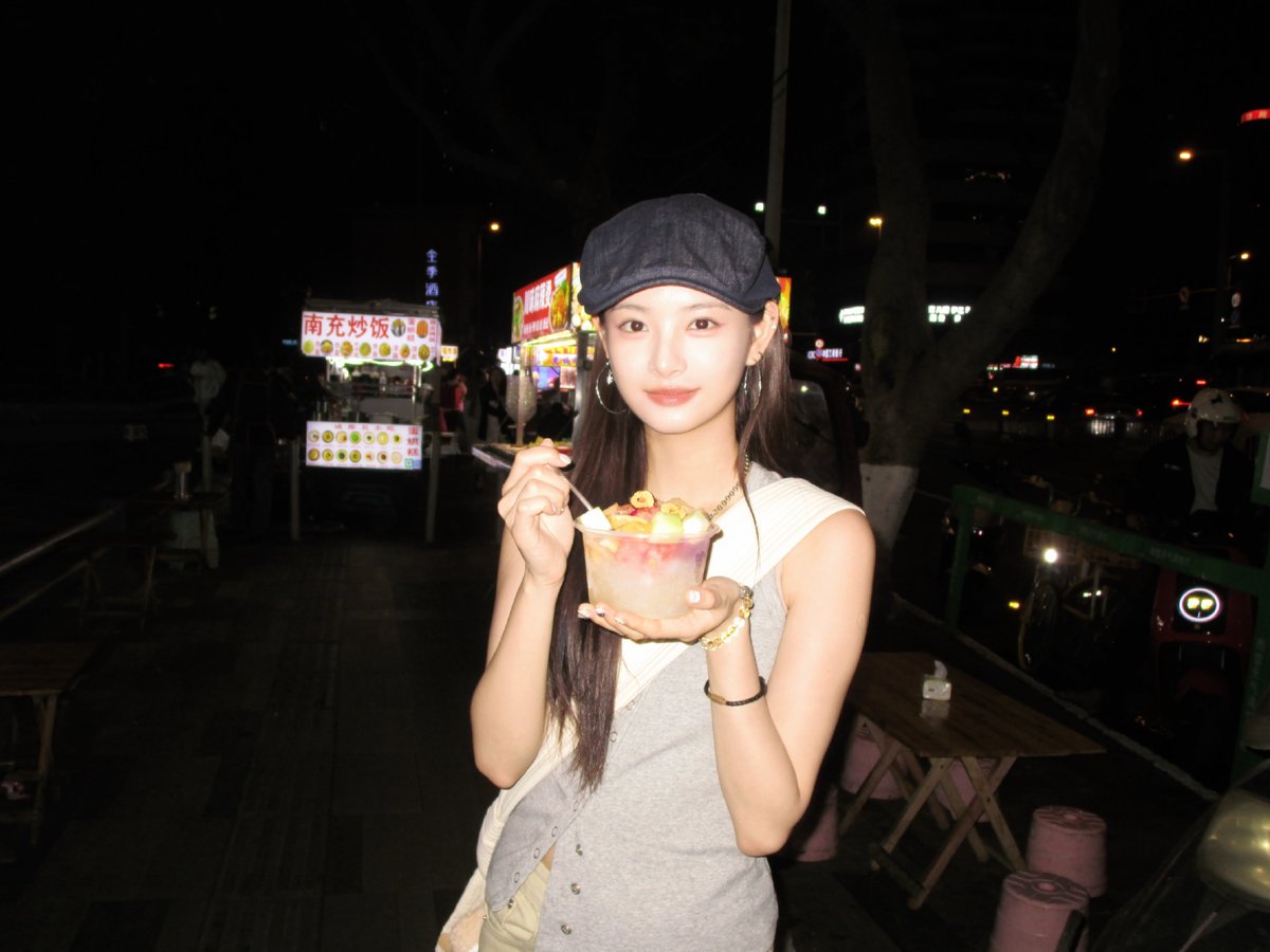 YirenWangArc's tweet photo. 260628 Yiren weibo update #Yiren #이런 #王怡人 #wangyiren #kpop https://t.co/KsYRuAWVY8