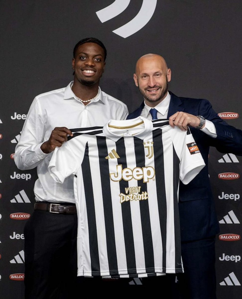 LineaJuve24's tweet photo. ✅🤝Ufficiale anche il colpo per la #Juventus NextGen: arriva a parametro zero l’attaccante Daniel #Okolo, classe 2007⚪️⚫️🇳🇬
Il nigeriano ha siglato 1 gol e 2 assist in 10 partite con la #Triestina in Serie C🎯 https://t.co/iD7sqfUpTJ
