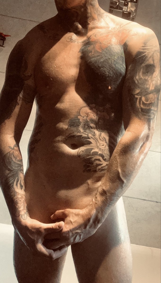 Fixitdaddiy's tweet photo. @dadbodhorror83 What about tatted dads? 😏 https://t.co/Lg6pLQ7SVa