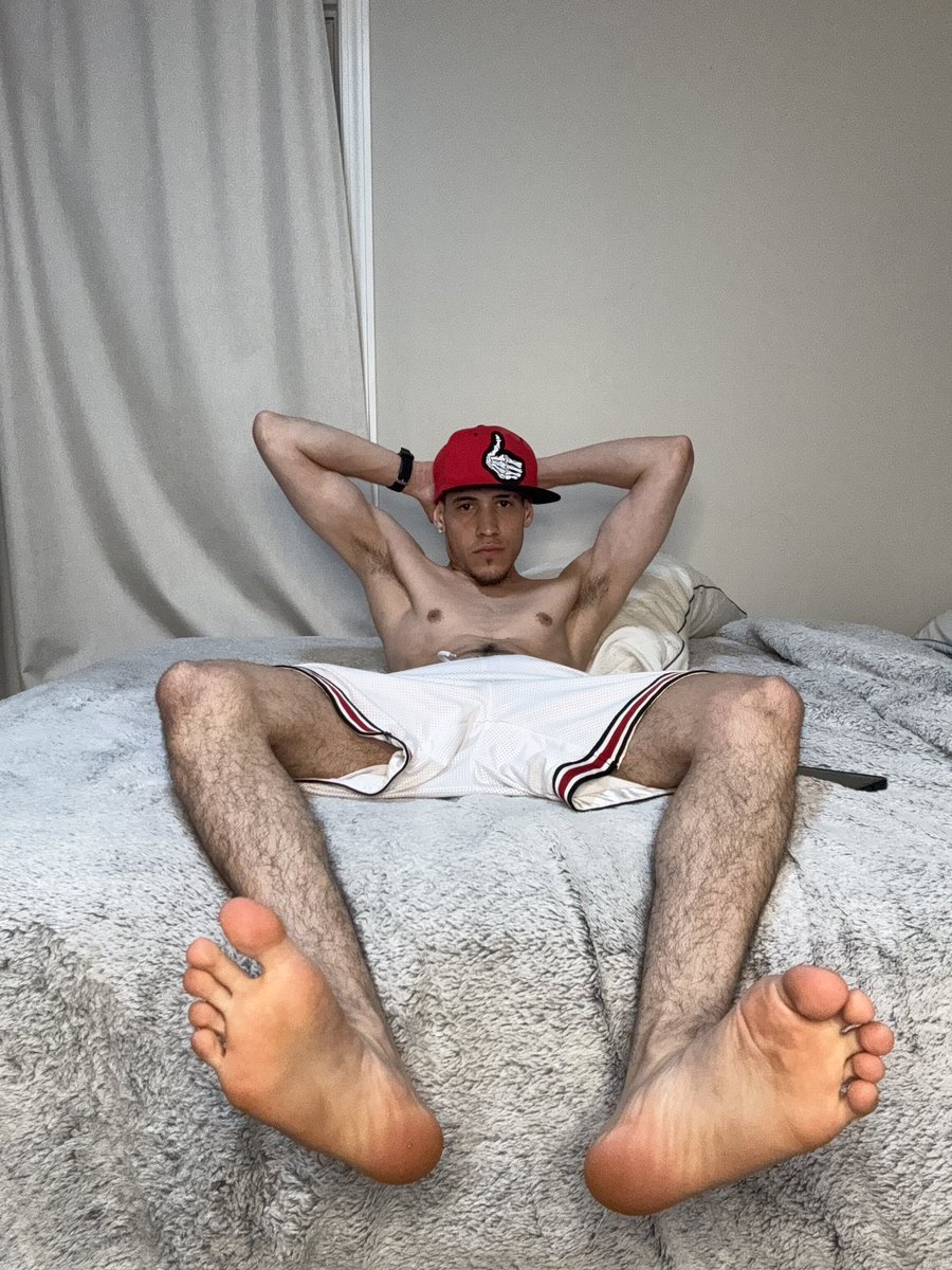 Soymaocastellin's tweet photo. Ya te suscribistes a mi página azul?🔥🥵 https://t.co/WIHrTtTxkD \\ #DALERT #flaco #hot #viral #castelline https://t.co/ItZoWsK35e