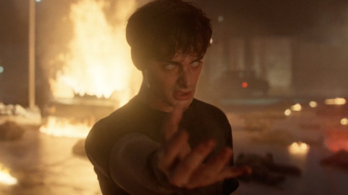 bunnymatchas's tweet photo. this scene alone should’ve secured noah an emmy nomination https://t.co/XdU8CzjkzJ