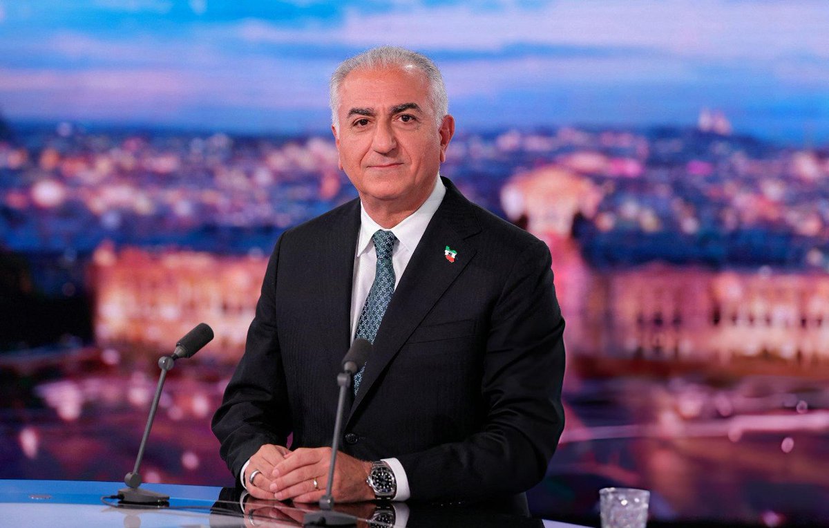 Nina9272436374's tweet photo. بلند بگو #جاويدشاه‌  👑✌️
#KingRezaPahlavi‌ForIran https://t.co/UtDr2Zw604