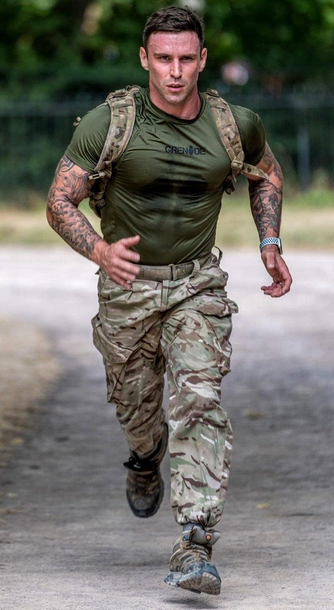 Trance_master7's tweet photo. Nothing better than a good soldier training and obeying. No thoughts or mind. Just orders. Comply. Obey.
The soldier program can make you disciplined, big, strong. 
Join him. Become like him.
We need more perfect soldiers https://t.co/I3FYkcJm5G