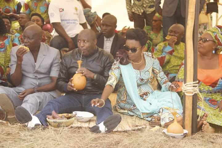 LaverteAfrique's tweet photo. @Real_AfricanSon @ZambeDRC @GeneralNeva @iwacuinfo @NtareHouse @d_rutembesa @coyitungiy78935 @RugemaWirwanda @kivoyogo1969 @RTNBurundi @MinCoMedia @AfricanHub_ @NdikuriyoRaoul Soutien total à cette analyse. L'implication dans des conflits externes au lieu de résoudre nos problèmes internes est une erreur monumentale. La survie du Burundi dépend de la démocratie et de la paix, pas de la division. #Burundi https://t.co/QbDfBY3k8J