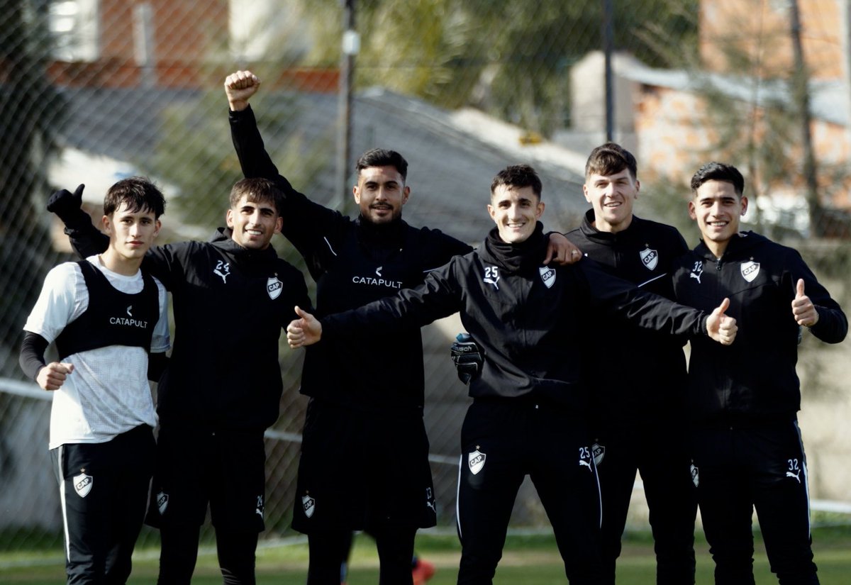 caplatense's tweet photo. Otro día ganado 👏

#𝐎𝐫𝐠𝐮𝐥𝐥𝐨𝐌𝐚𝐫𝐫𝐨́𝐧🤎 https://t.co/GkihvzLfll