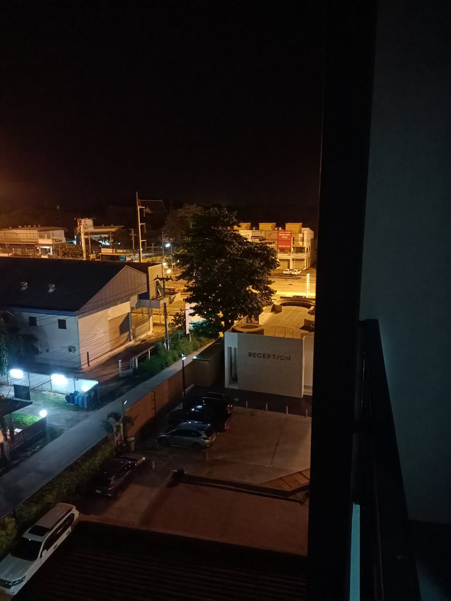 LunarVision18's tweet photo. มาขอนแก่น2วัน ไปไหนได้บ้าง #ขอนแก่น https://t.co/WmpedXmXLX
