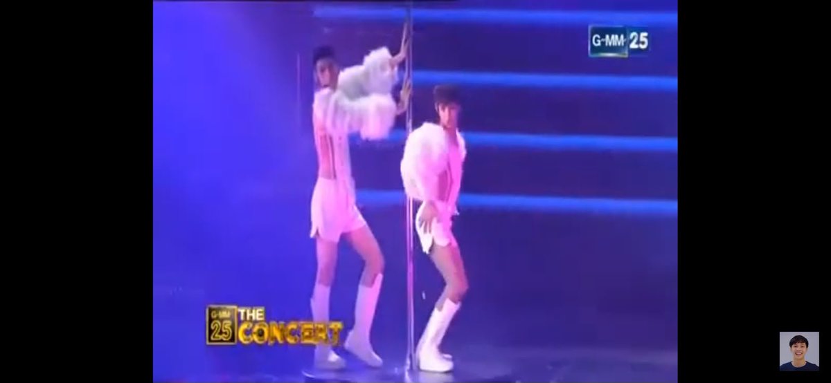 inimeuyah's tweet photo. gara2 pole dance jadi nyari2 sky pas perform sama anak2 nadao dulu 😭😭😭 malah salfok ke james n bank thithi kreziii, tu sky paling kiri, sama pic 2 lagi di pole dance. dia kok inget aja
ini perform fullnya https://t.co/dcxPmJEB5n
#GTHstartheque https://t.co/mWR9OajNda