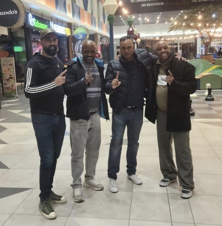 tsepomhlongo's tweet photo. Together with the Generals of Build One South Africa at Princess Mkabayi Mall, engaging with communities and advancing our shared vision of building a better South Africa.
#BuildOneSouthAfrica #BOSA #CommunityFirst #LeadershipInAction https://t.co/uOB9CG6TvD