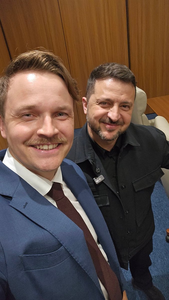 FinlandMighty's tweet photo. Hieno mies tämä @ZelenskyyUa! https://t.co/EdIfjc61yC