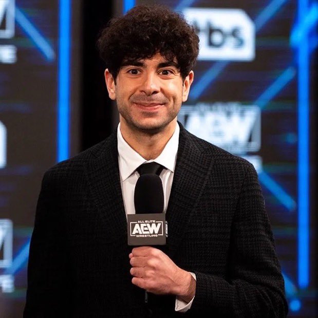 DWETelevision's tweet photo. Paul Wight thanks Tony Khan for the new AEW deal he recently signed:

“Let's thank Tony Khan because Tony Khan still sees something in me, so I'm grateful for that. It helps when your boss likes you. Kind of helps.

He's one of those bosses that understands what you've been through, and your vision. He's like, 'Yeah, we're going to make this happen. I want to see this happen, too.' So you're like, 'Yeah, that's good.' Because this is a tough business.

But I'm very grateful. I'm very happy and that's why I'm here to kick butt."

(@JoeyFranchize)