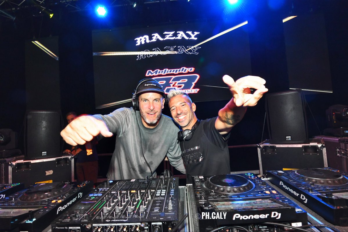 MarcoMelandri33's tweet photo. Cormuda Summer festival 
B2b con Mazay
Energia pura! https://t.co/4S6fE3CS68