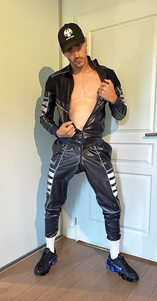 egout_sewer's tweet photo. Thank you a lot @aasssoxx_pl for this amazing gift 🤩 I can’t wait to play wearing it and be a good bastard 😈

#gayfetish #aasssoxxpl #gayscally #gaybastard #fetish #gay https://t.co/pBb1foVXeO