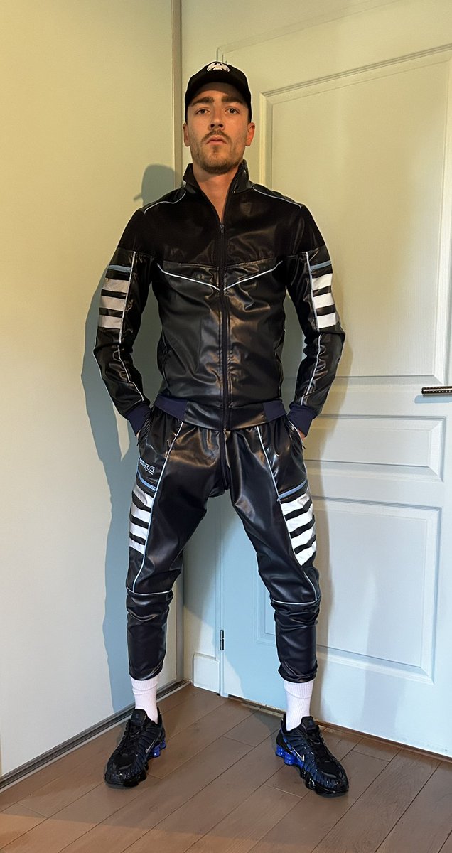 egout_sewer's tweet photo. Thank you a lot @aasssoxx_pl for this amazing gift 🤩 I can’t wait to play wearing it and be a good bastard 😈

#gayfetish #aasssoxxpl #gayscally #gaybastard #fetish #gay https://t.co/pBb1foVXeO