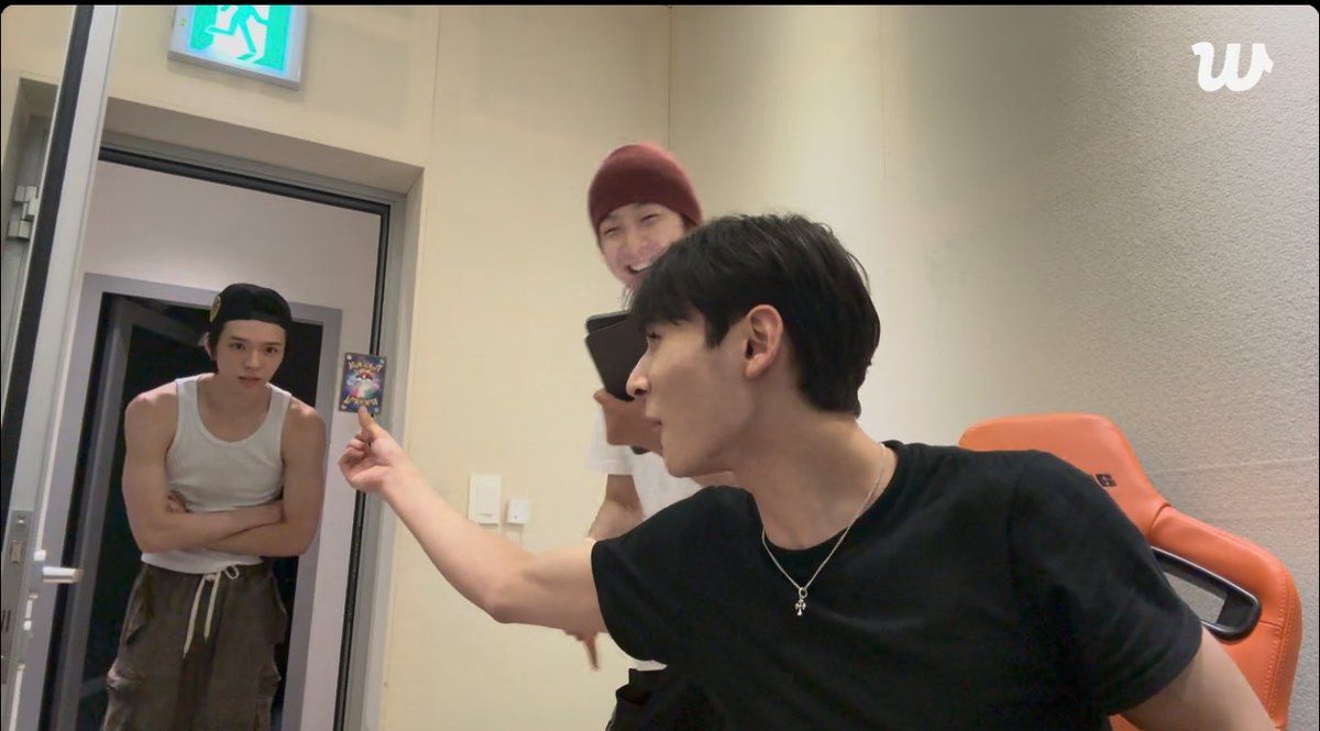 strawbeubeu's tweet photo. This screenshot kinda taking me out 😭😭 https://t.co/BzYGUUfaZr