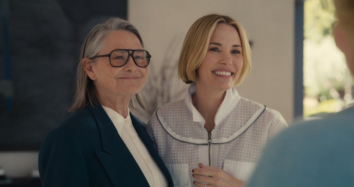 taquesvb's tweet photo. O Emmy de “Outstanding Guest Actress in a Comedy Series” vai ter que ser dividido em 5, lamento https://t.co/aXzh54gdl0